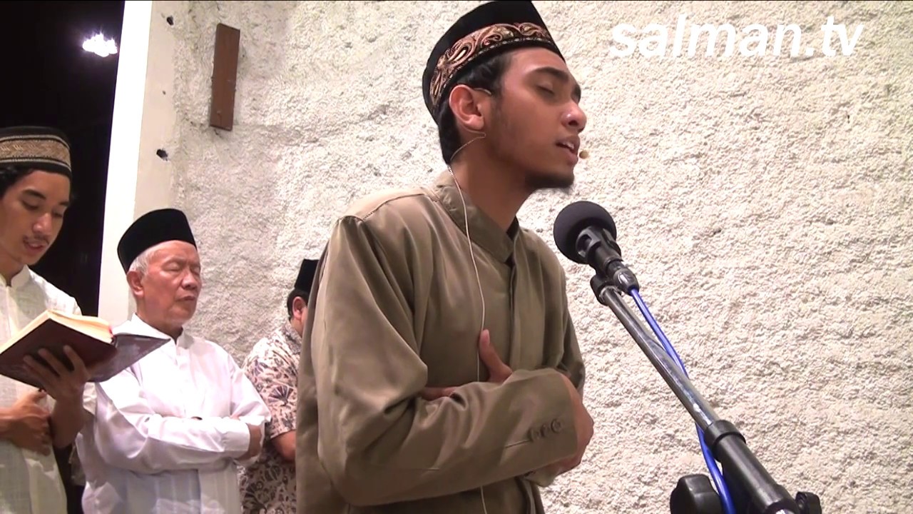 Imam Taraweh : Muhammad Hanif