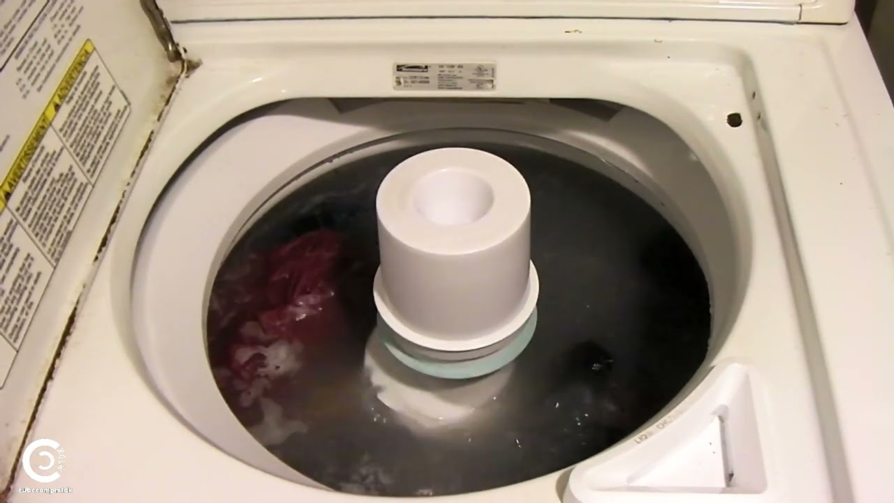 2001 Kenmore 90 Series washer washing clothes on heavy duty speed