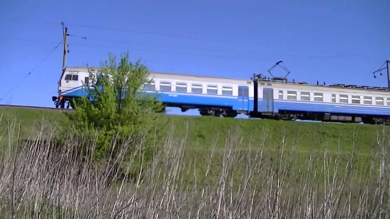 ЭР9Т-4009 / ЭР9Т-4055 рейсом 6853 Чернигов - Неданчичи