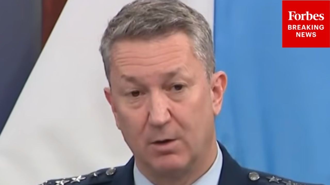Генерал Дэн Кейн прямо спросил: &laquo;Сколько американских жертв было в войне с Ираном?&raquo;