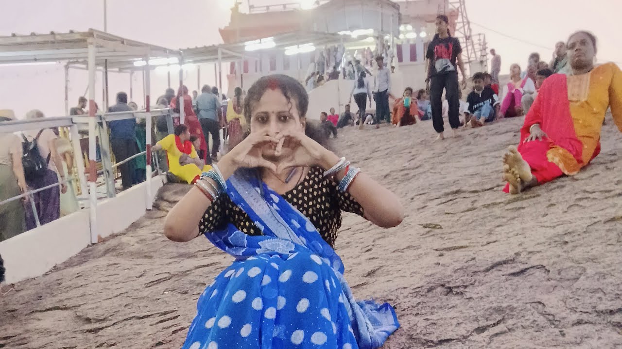 সবাই ছোট্ট ছোট্ট পায়ে চলতে চলতে আমার লাইফে চলে এসো.. 🌹🌹🌹
