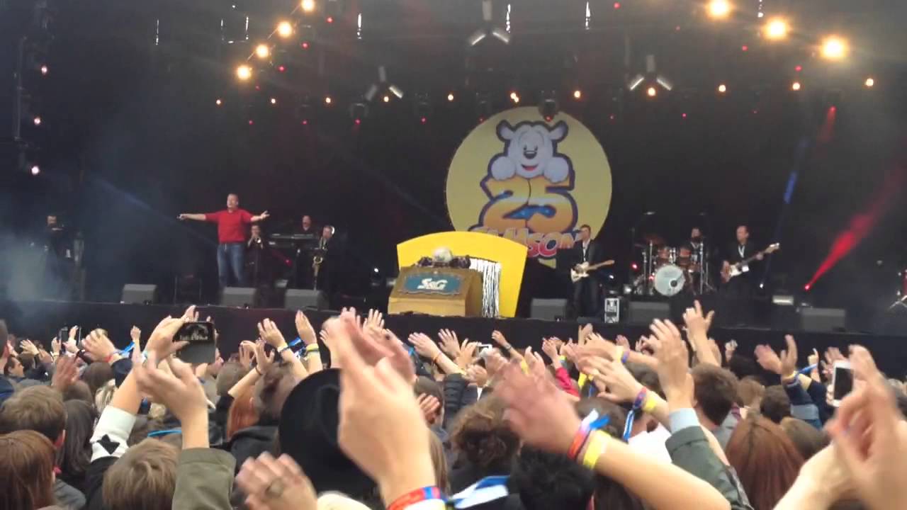 Samson en Gert- De wereld is mooi (Gent Student Kick Off 2015)