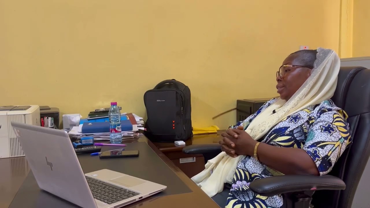 Interview with the headmistress of Saviour senior high school 