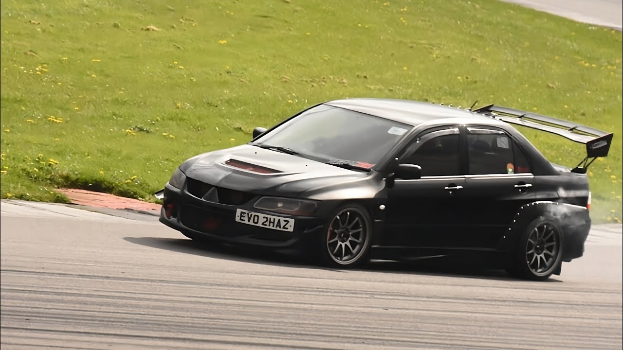 Japfest 2024 track session at Silverstone
