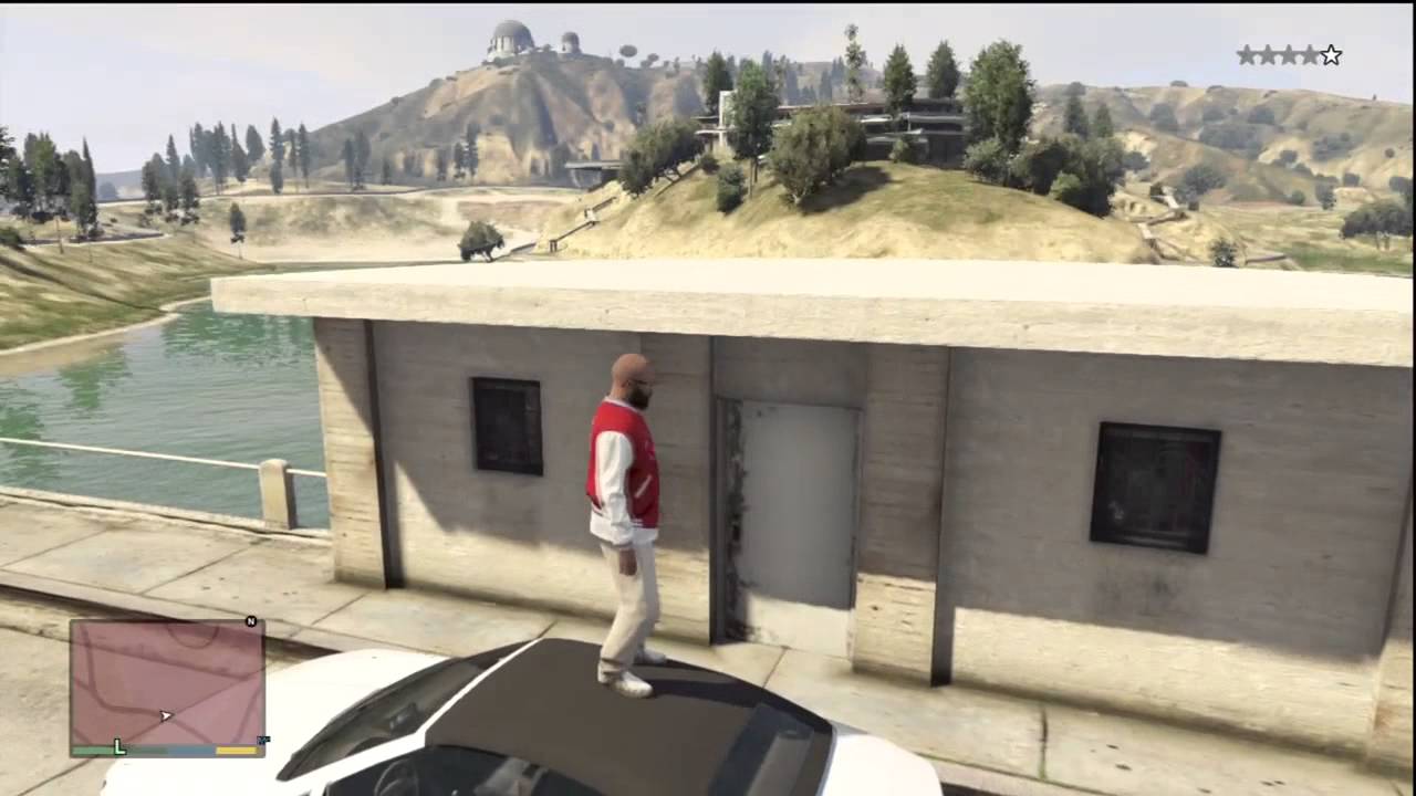 Rick Ross Successfully pulls off a Double Jack Knife Twist to Evade Police.