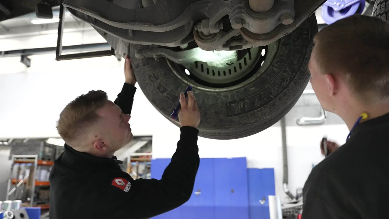 Bliv lastvognmekanikerlærling