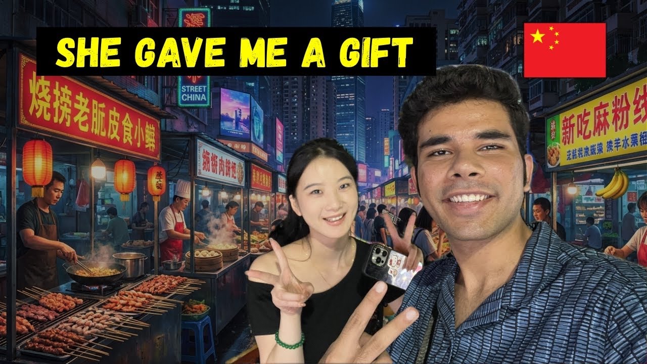 Chinese Girl gave me a GIFT in Night market of CHINA