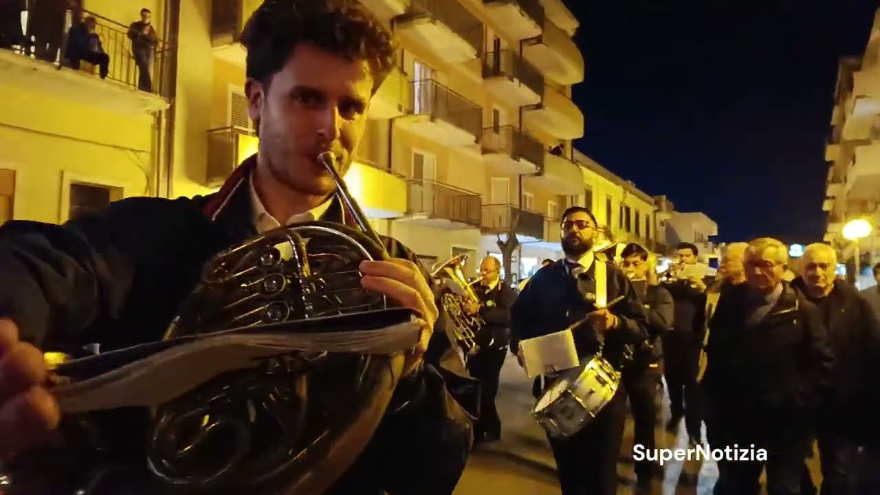 La Processione delle Varette di Barcellona P.G. (Me) e il canto della 