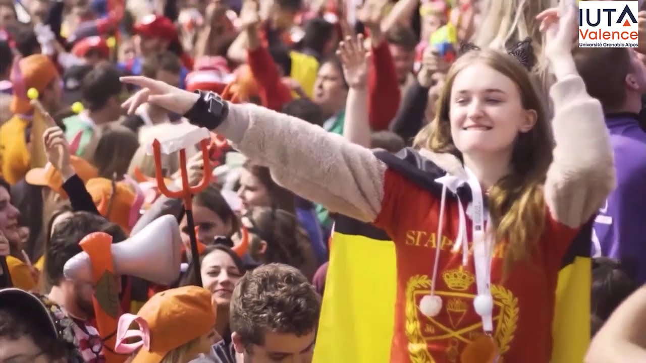 Vlog IUT : visite guidée par et pour les étudiants