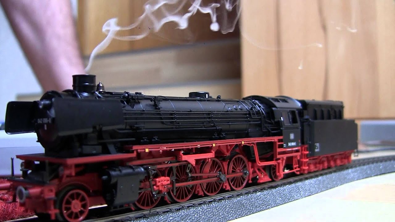 BR 042 von Märklin Digital mfx Sound HD