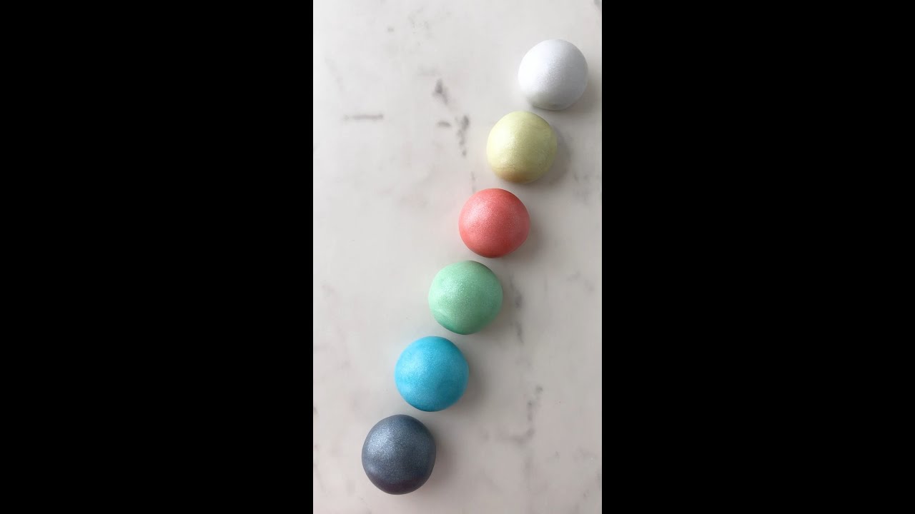 Color Mixing with Satin Ice Shimmer Fondant