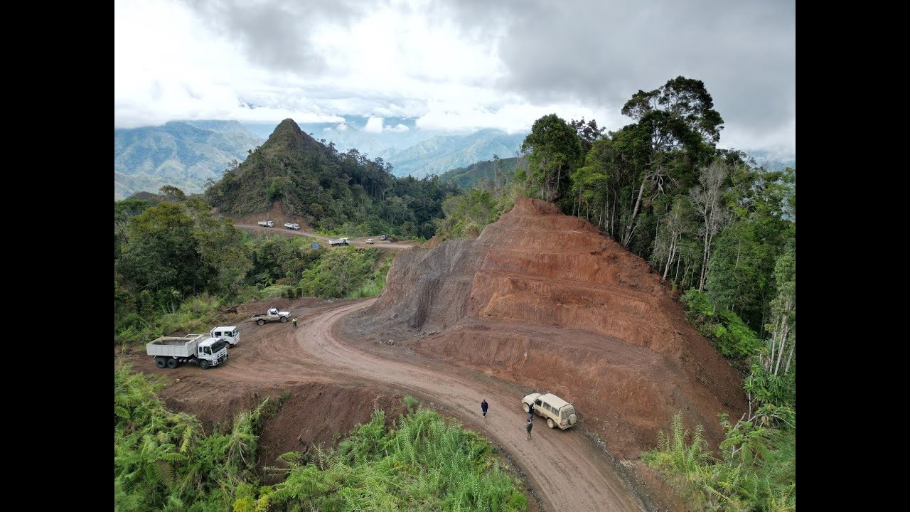 Celebrating the remarkable transformation of the Aseki-Menyamya Road in Morobe, Papua New Guinea