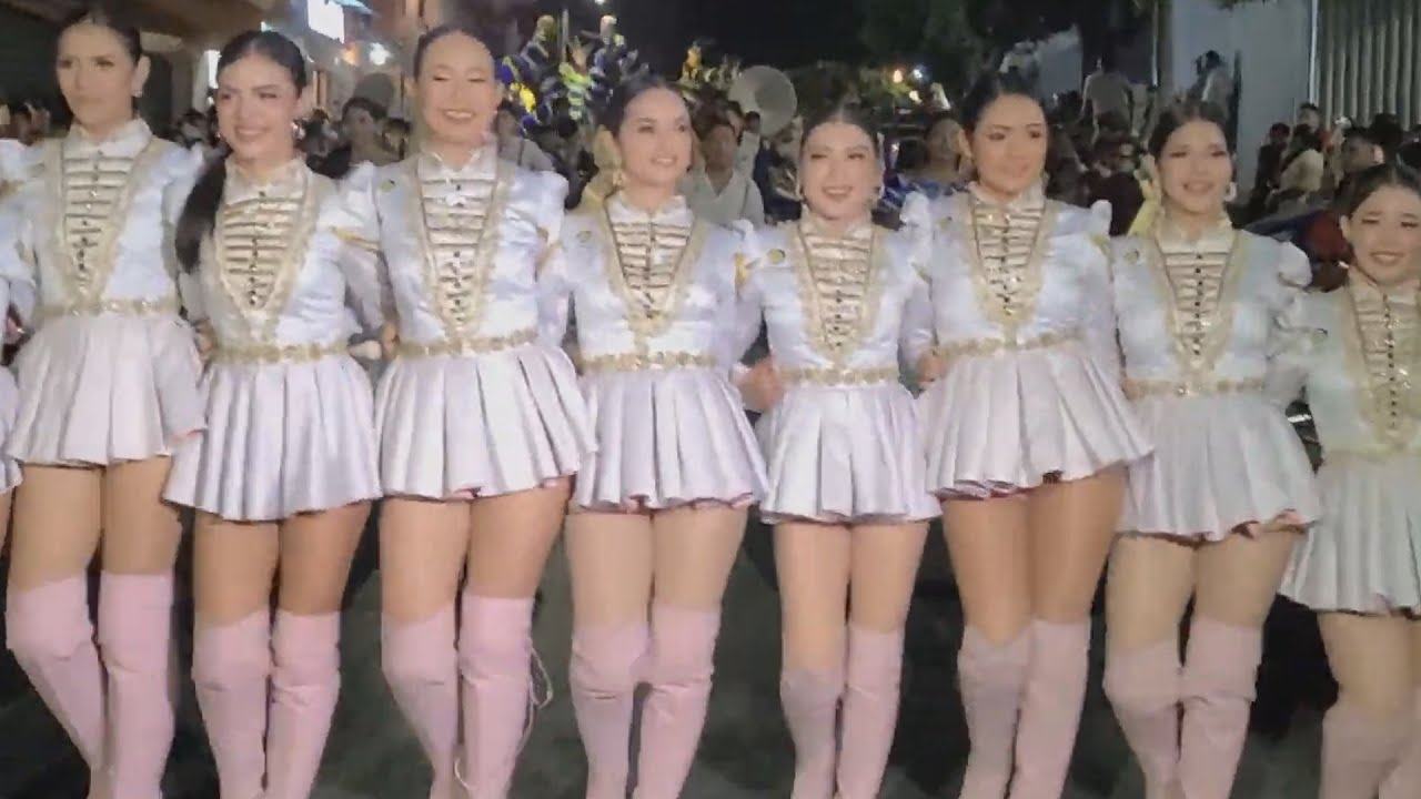 Mix Salvadoreñas Las Mejores Cachiporristas de Centroamerica
