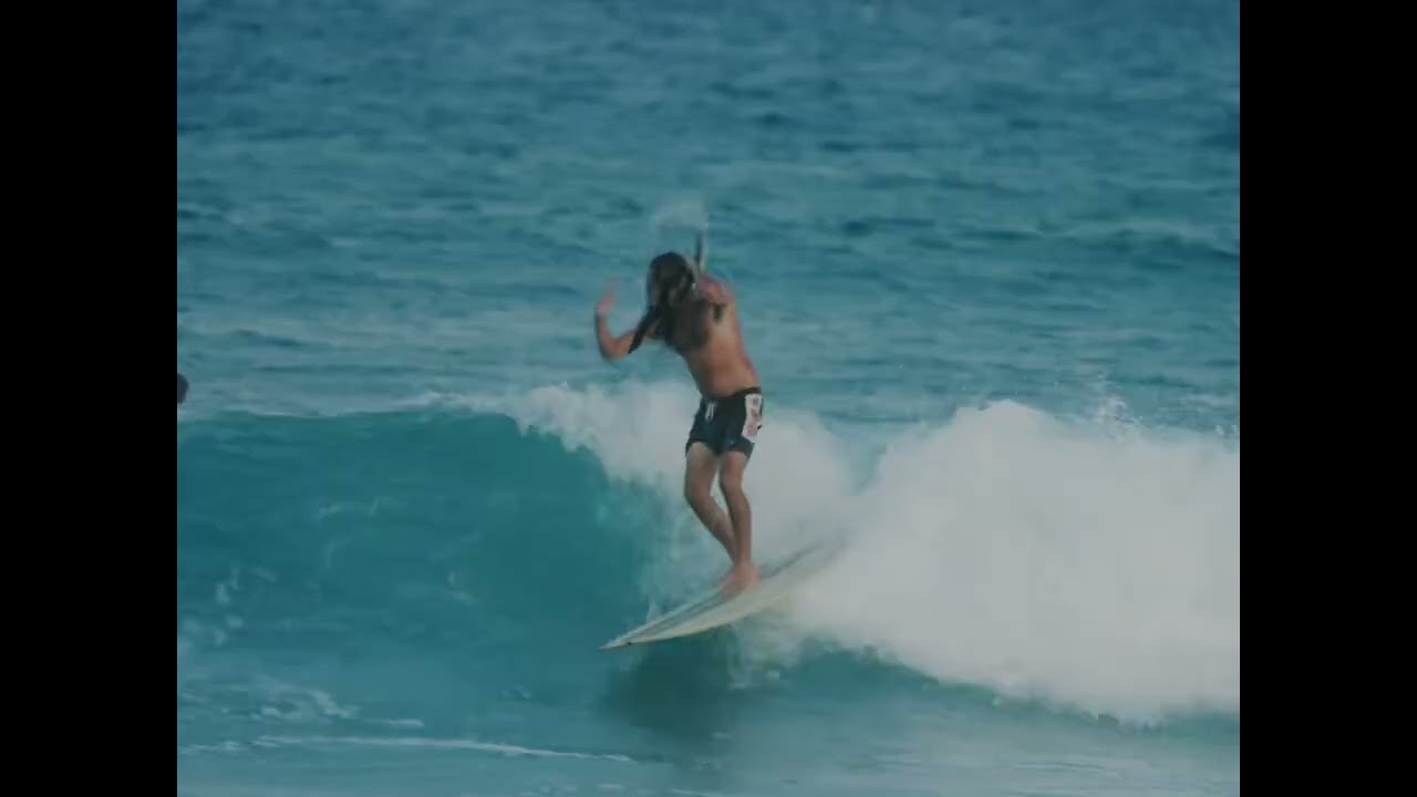 La Cucaracha Teaser