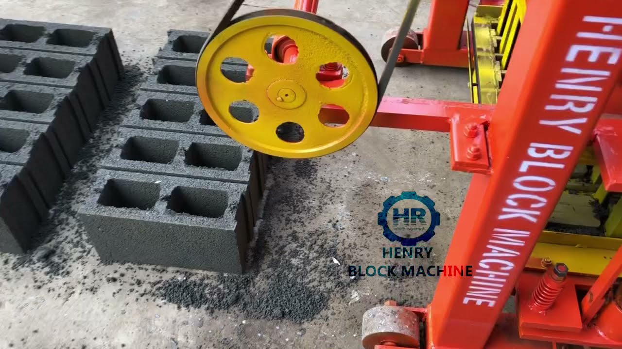 Concrete block egg layer mobile cement block machine QT40-3A hydraulic brick molding machine Kenya