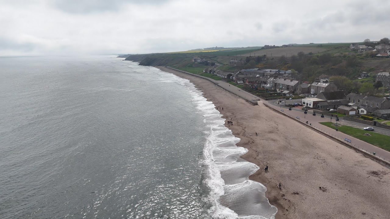 Spittal Beach and promenade