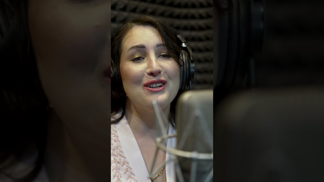 Оксана Школа написала і заспівала пісню для коханого чоловіка❤️