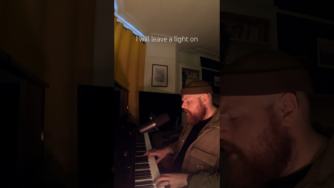 Leave A Light On, swapped my guitar for my piano for this one 🎹 #piano #leavealighton #singer