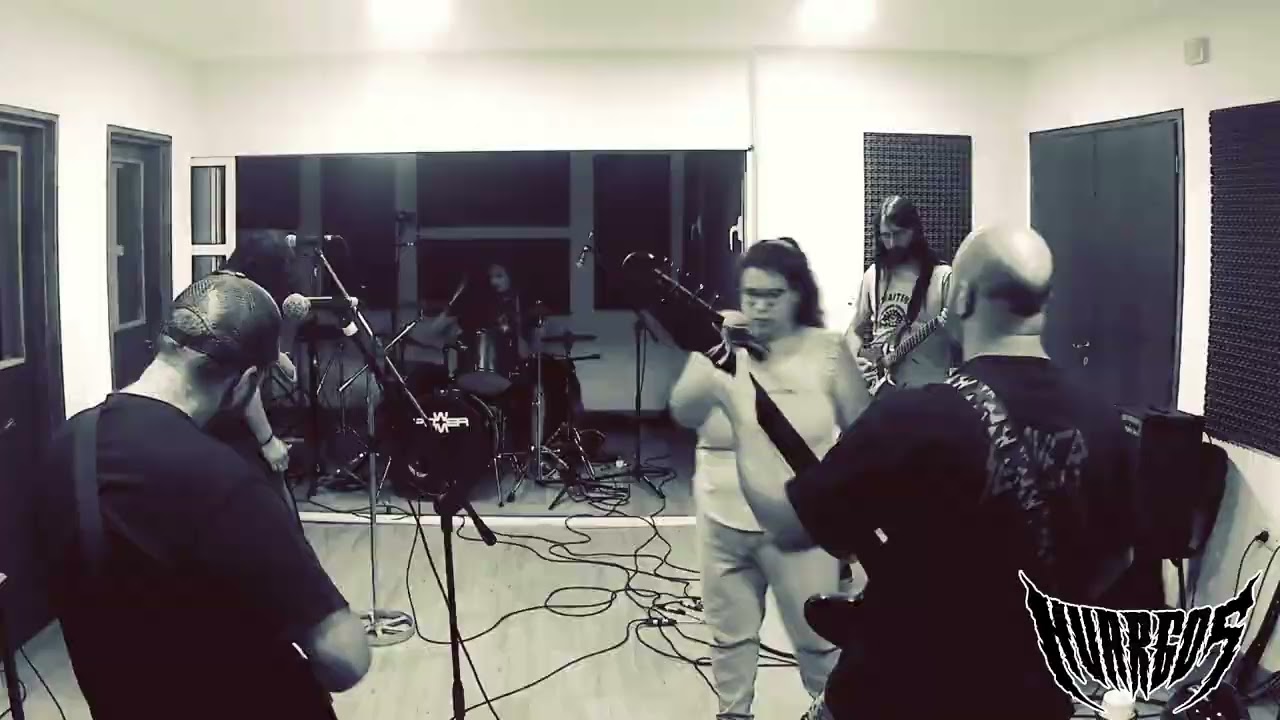 Huargos - Indignado (Estudio)
