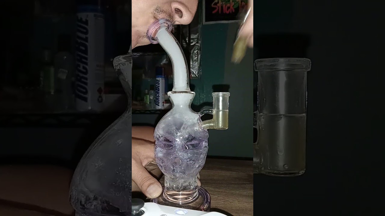 trying out my new bong