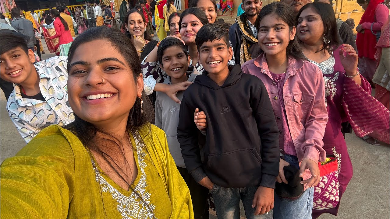 नई साल मनाने कहा गये 😍🫶🏻vlog by model Khushi ||