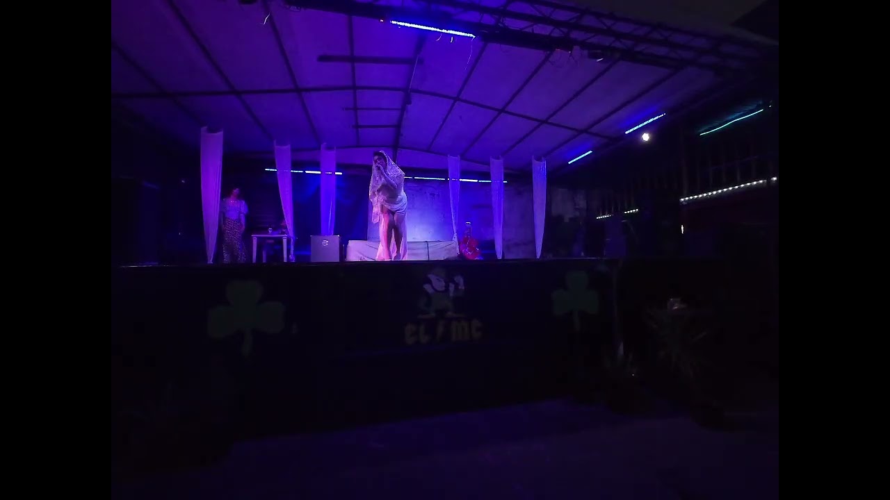 QUE MUERA EL AMOR - ARIEL BLACK