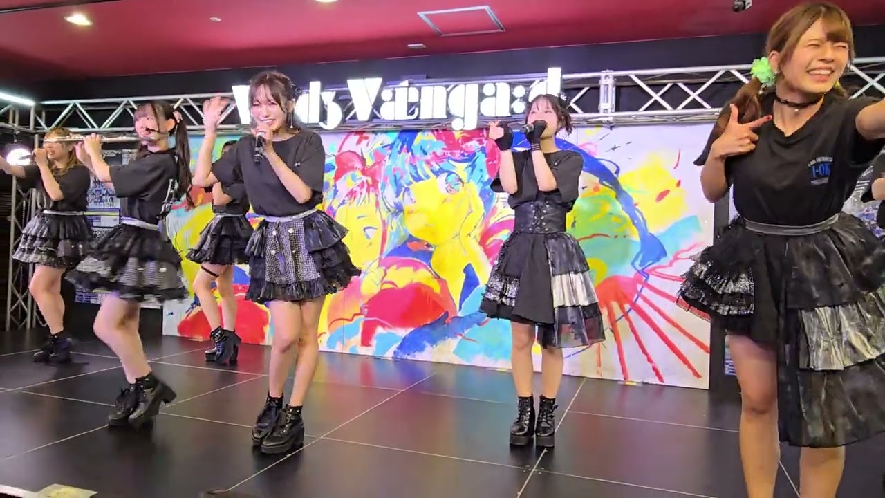 2025.2.27 アイオケ3rdアルバム『私たち、本気です‼️』リリイベ @ ヴィレッジヴァンガード渋谷本店 ｢最大級 my ラプソディー｣