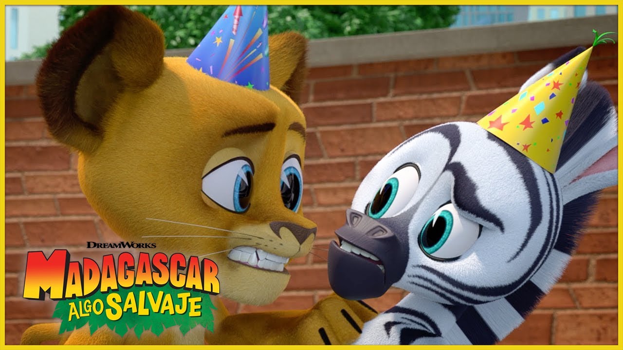 ¿Alex, el acróbata?! 🦁🤸🏻‍♂️😲 | DreamWorks Madagascar en Español Latino