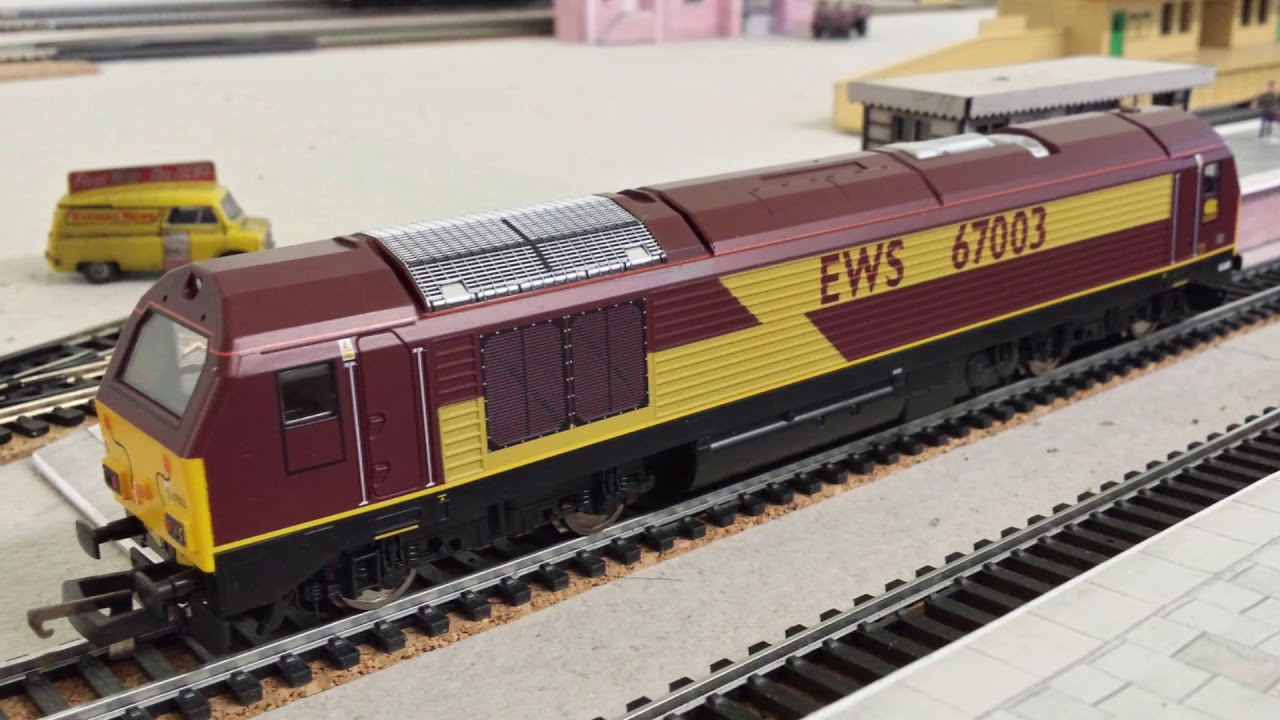 LIMA L204929 EWS Class 67 Locomotive No. 67003 L44816