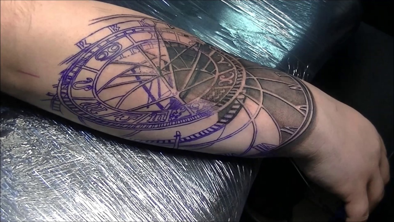 Astronomical clock tattoo - time lapse (Part 1)