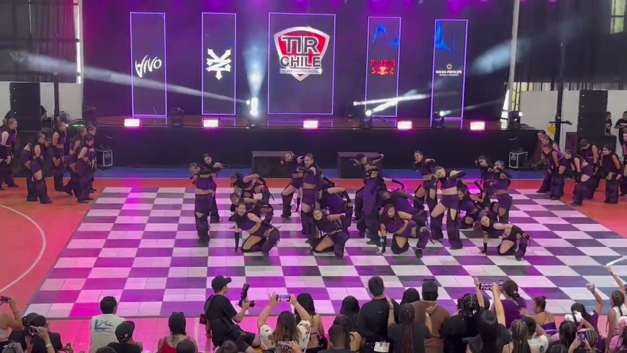 MEGAGRUPO JUVENIL - CAMPEONES NACIONALES TIR CHILE 2025 - LOYALTY DANCE TEAM