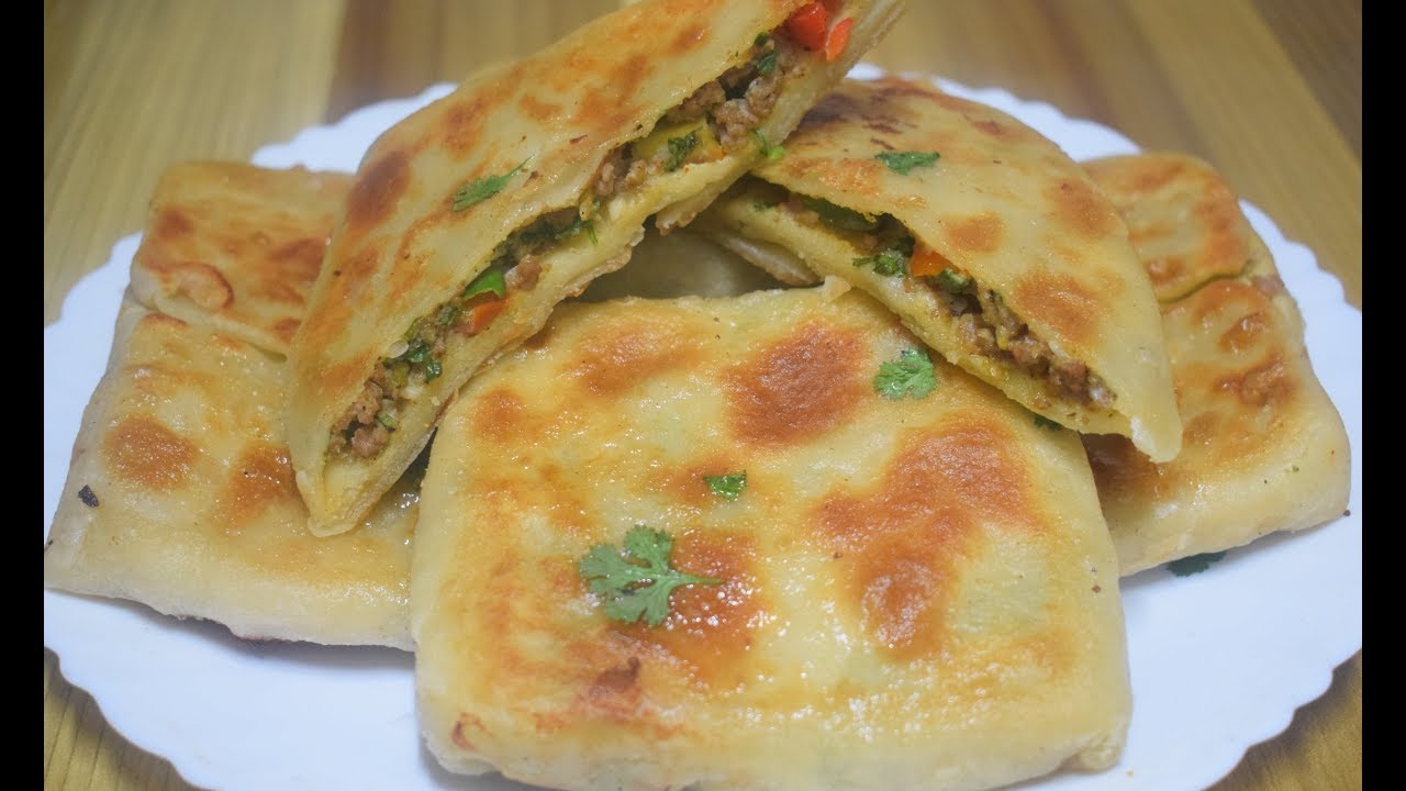 Arabian Mutabbaq Recipe ||Arabic Street Food ||Breakfast & Lunch Box Recipe||सऊदी अरब का फेमस पराठा