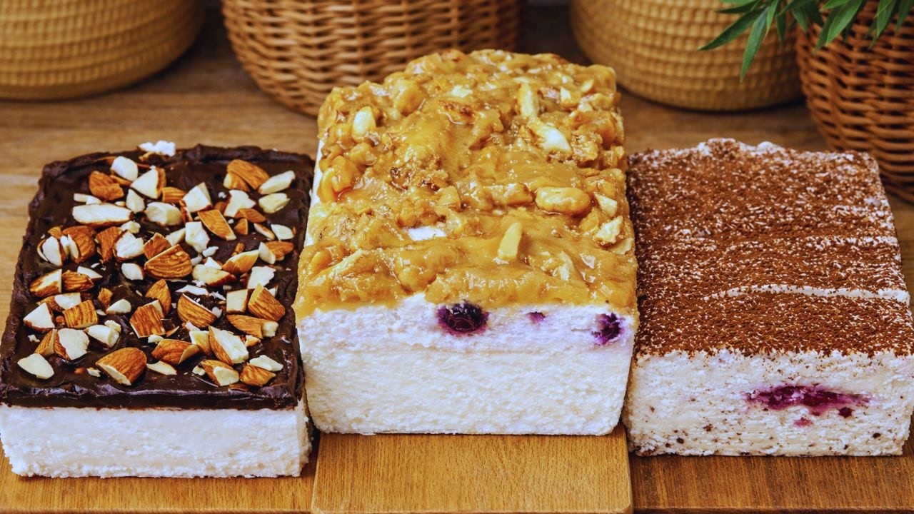 3 MINI SERNIKI BIAŁKOWE 🍰 Bez cukru i bez wyrzutów sumienia! Idealne do kawy i lunchboxa