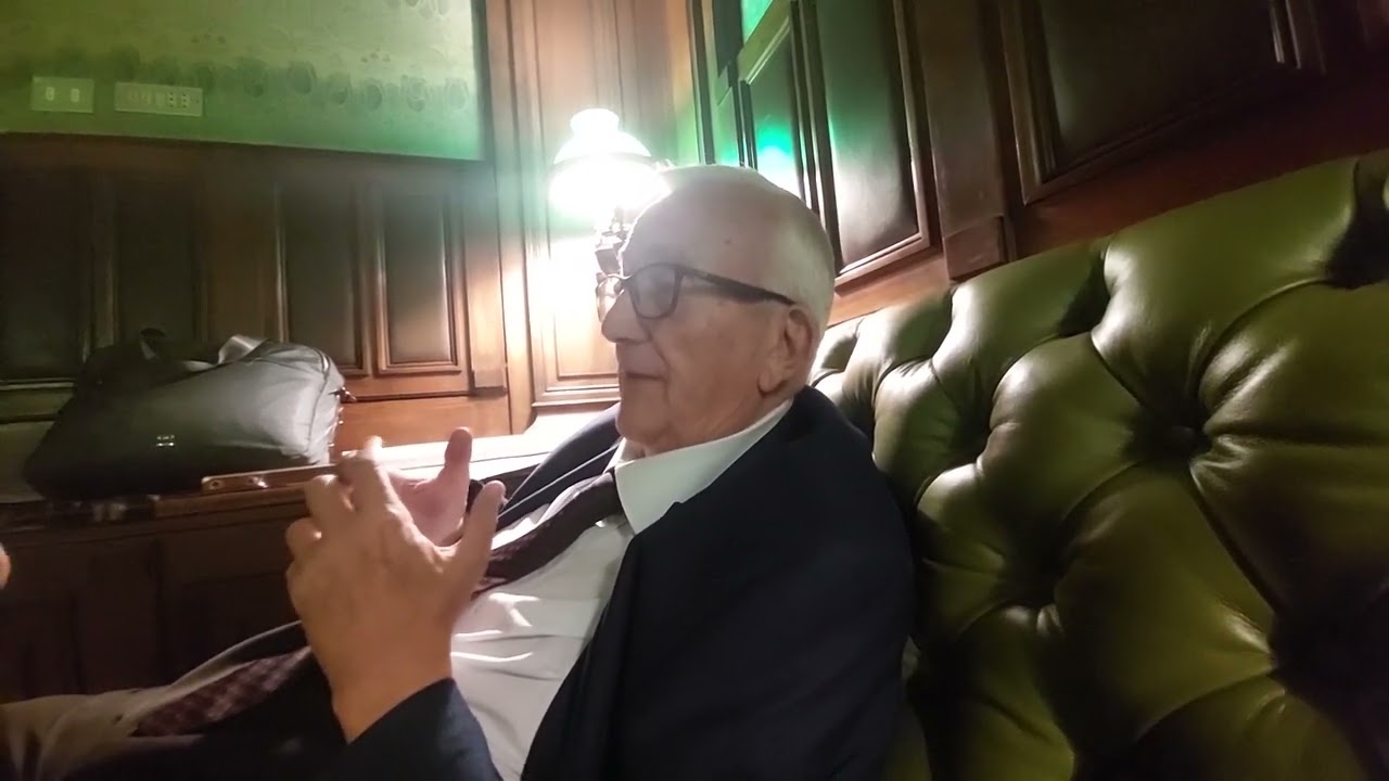 Meloni e Macron fanno pace sull'immigrazione, intervista a Mario Borghezio