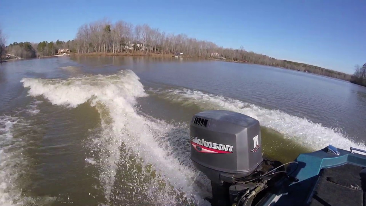 175 HORSEPOWER JOHNSON OUTBOARD LAKE CHESDIN VA.