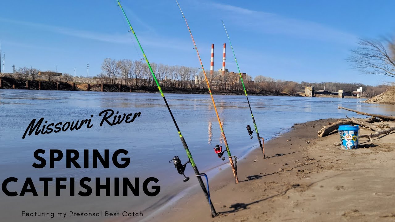 Missouri River exploring! Spring Bank fishing !! Big Fish ALERT!!!