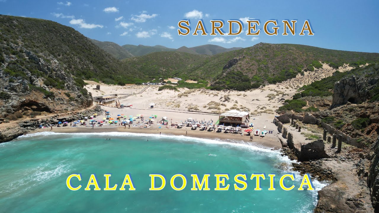 Cala Domestica 4K Incantevole dal mare cristallino con colori stupendi