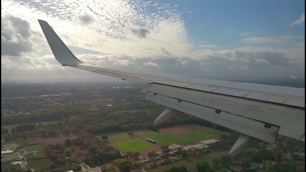 Tuifly Boeing 737-800 Landing am Flughafen Hannover