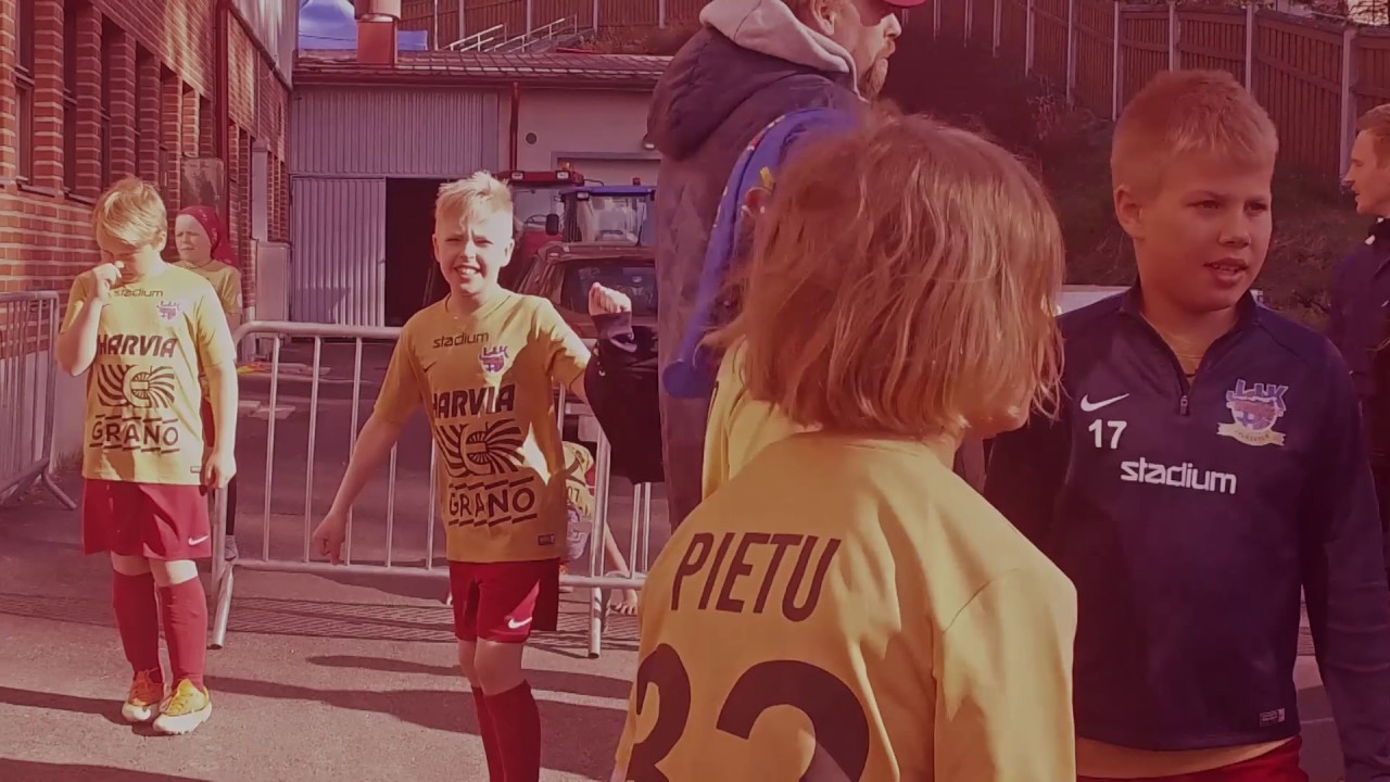 Harjun stadionin retrotunnelmaa!