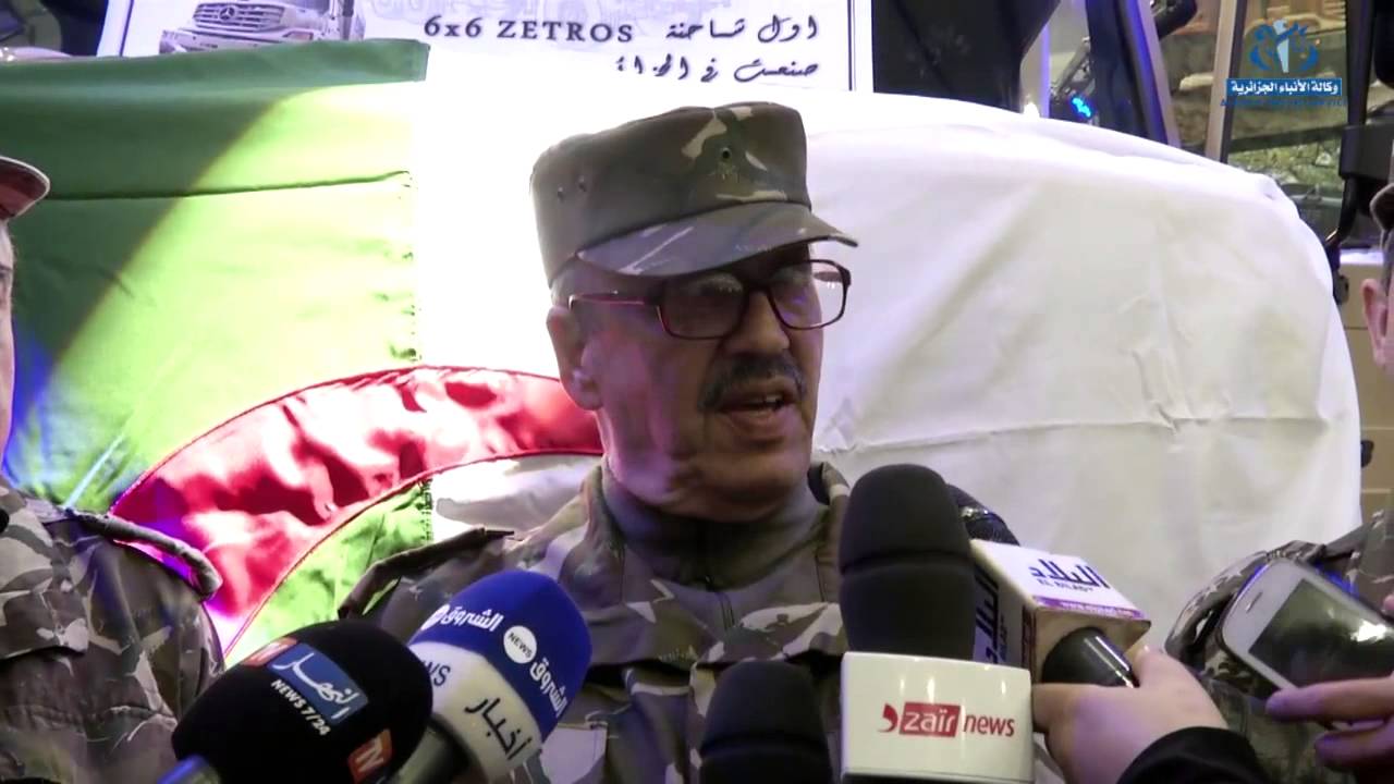 مصنع رويبة يشرع في إنتاج طراز جديد من شاحنات مرسيدس بنز العسكرية
