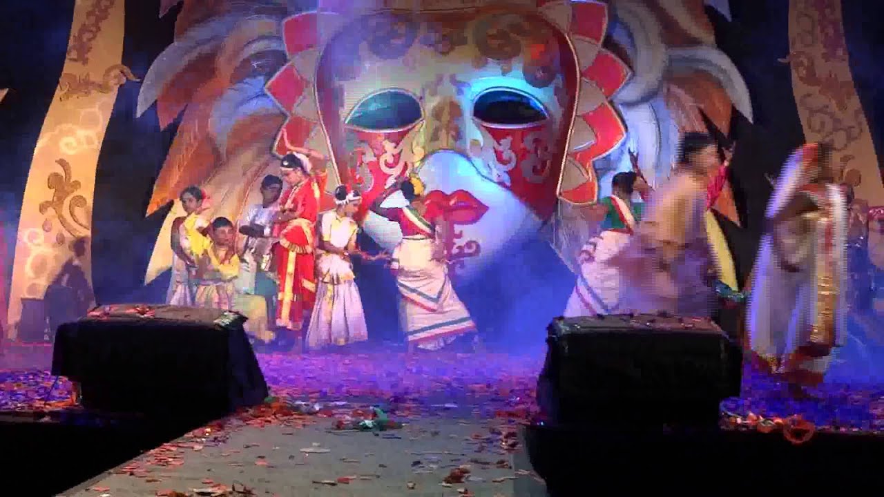 Children Dance with Mile Sur Mera Tumhara