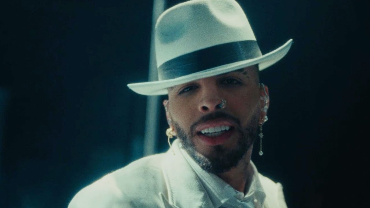 Rauw Alejandro Performs “Desenfocao’” Live on the Honda Stage