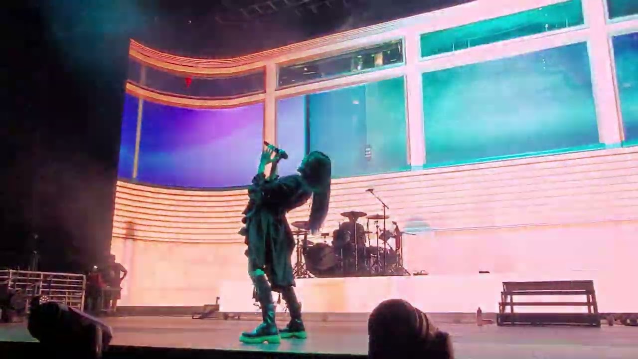 Halsey - Easier Than Lying - Los Angeles (02/10/2022)