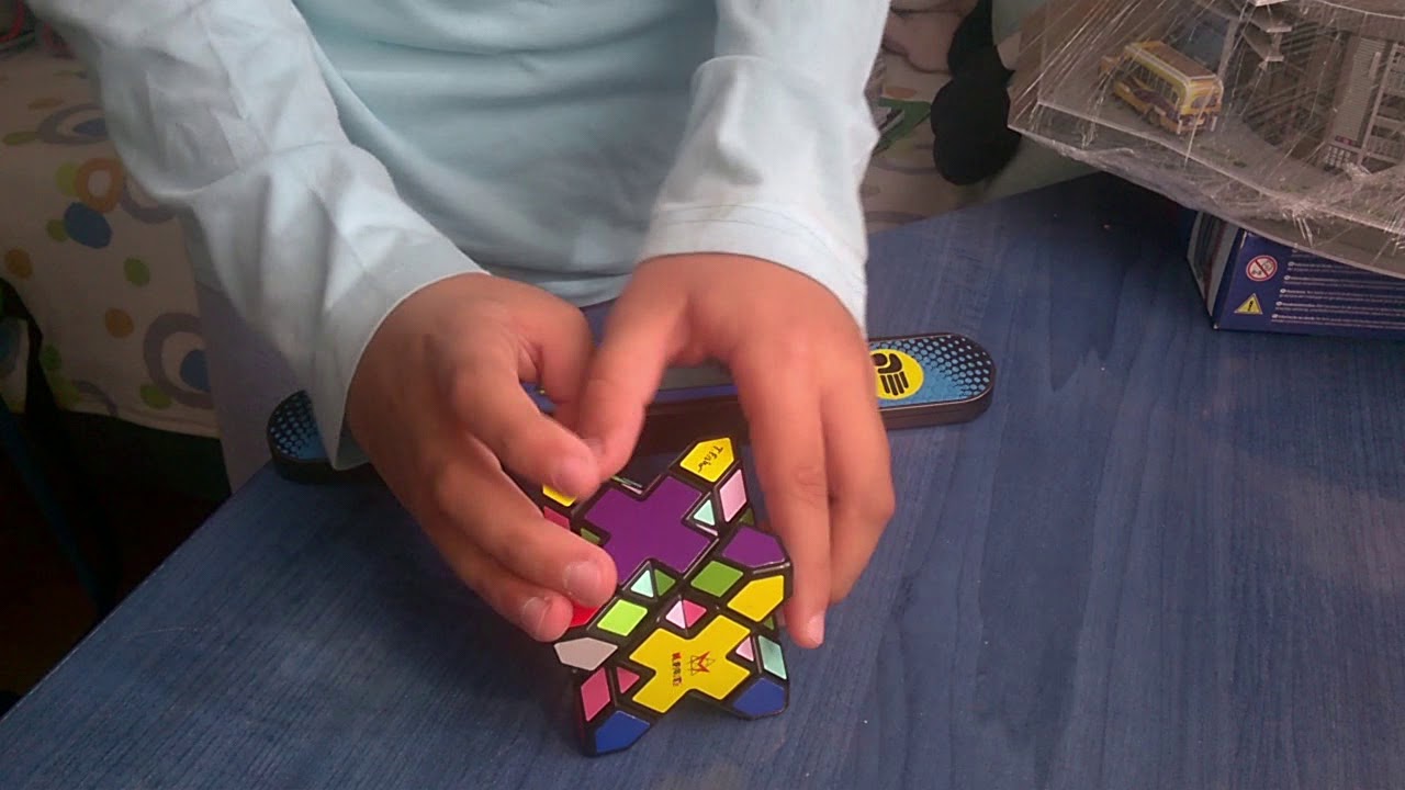 Solving Skewb Xtreme Cube