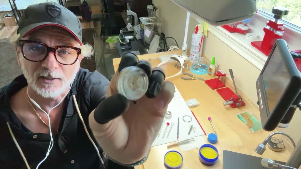 How to assemble a watch using a Swiss made mechanical watch movement - Sellita SW200