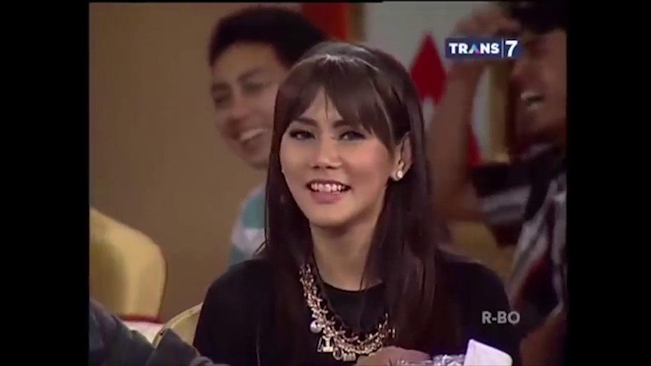 Indonesia Lawak Klub - kang denny memohon cak lontong untuk menyampaikan survei kocak    #subscribe