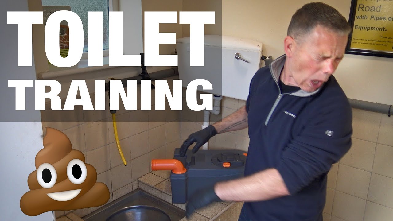 HILARIOUS! First Time Emptying a Cassette Toilet - Ep. 76