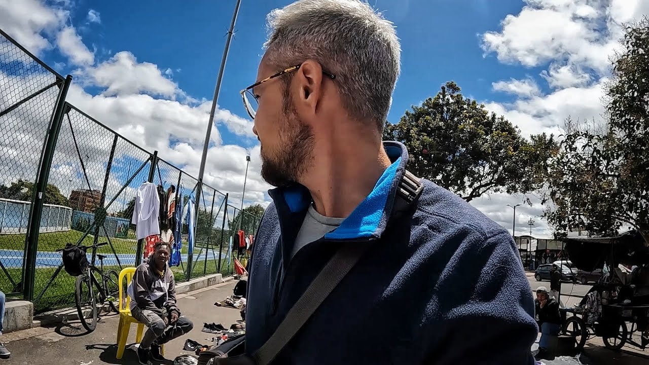 Gringo en el Mercado Más Peligroso de Colombia 🇨🇴