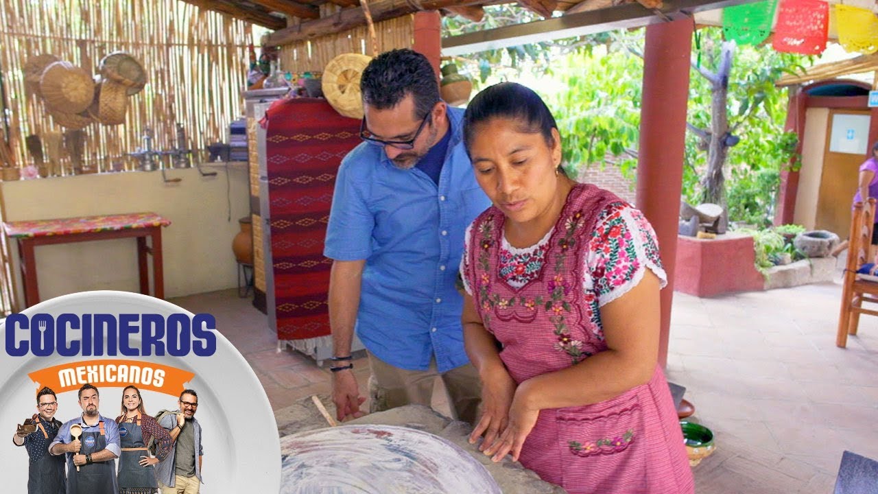 Nico descubrió en Oaxaca el tamal de mole amarillo  | Cocineros Mexicanos