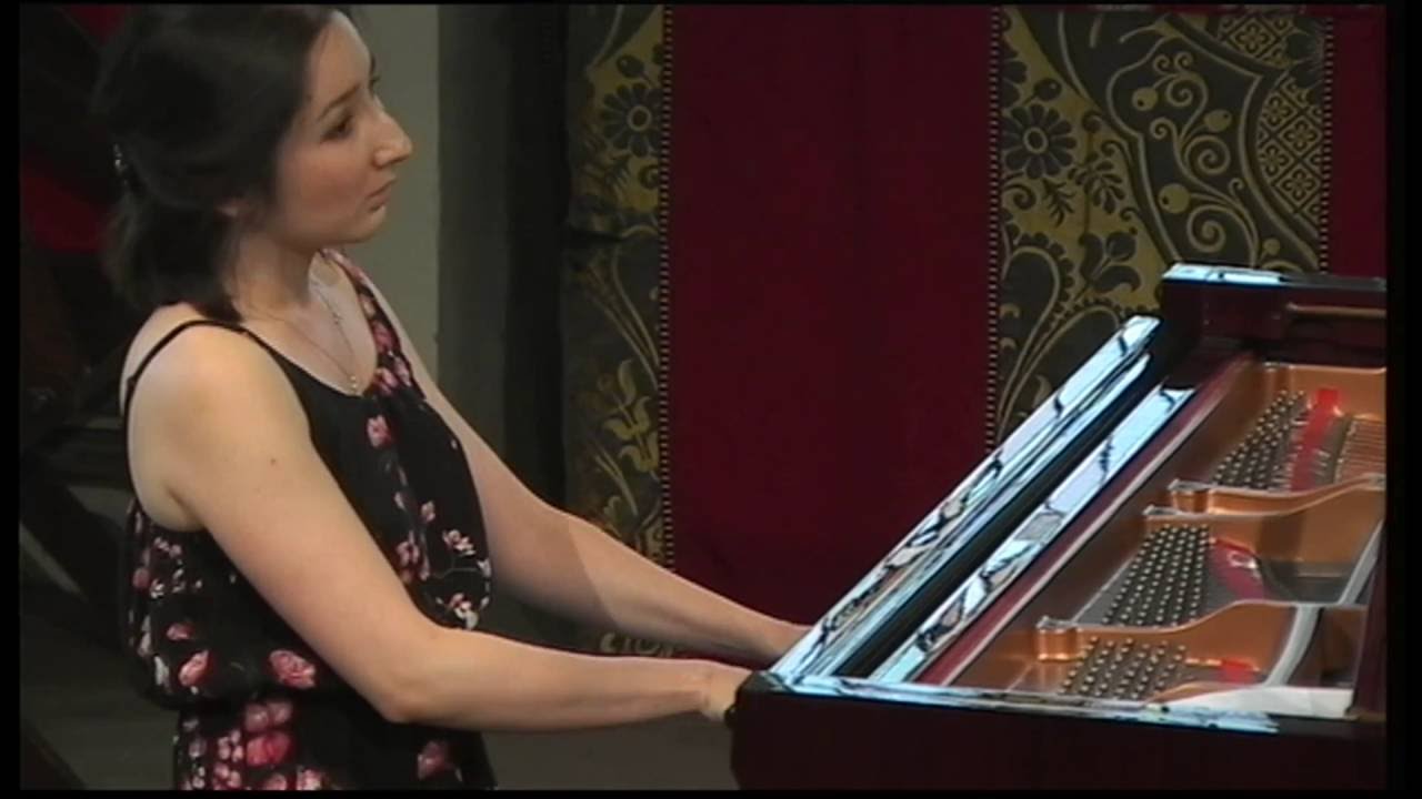Tamila Salimdjanova plays Albeniz : Cordoba